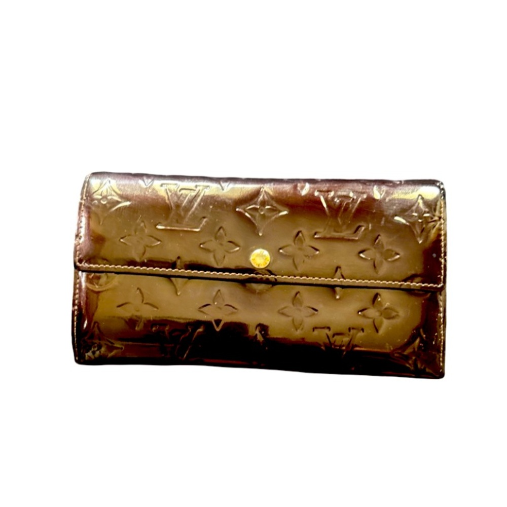 LOUIS VUITTON VERNIS PATENT LEATHER AMARANTE SARAH LONG WALLET FRANCE